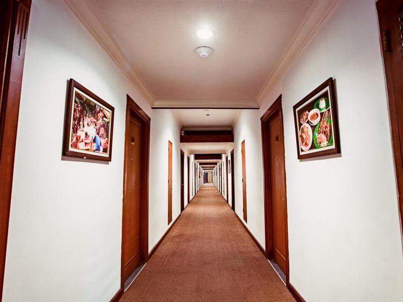 Mmugm Hotel Pakualaman Экстерьер фото
