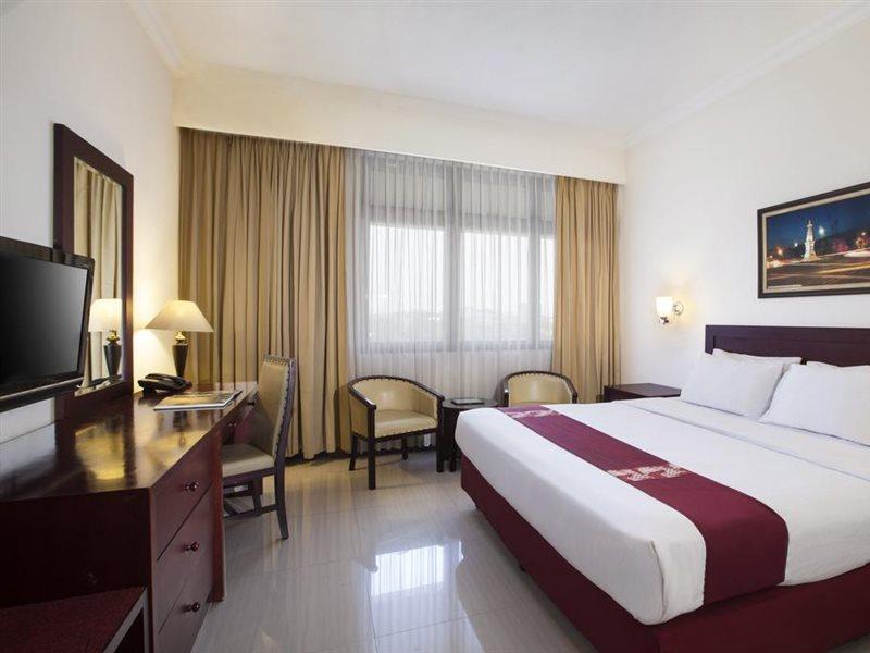 Mmugm Hotel Pakualaman Экстерьер фото