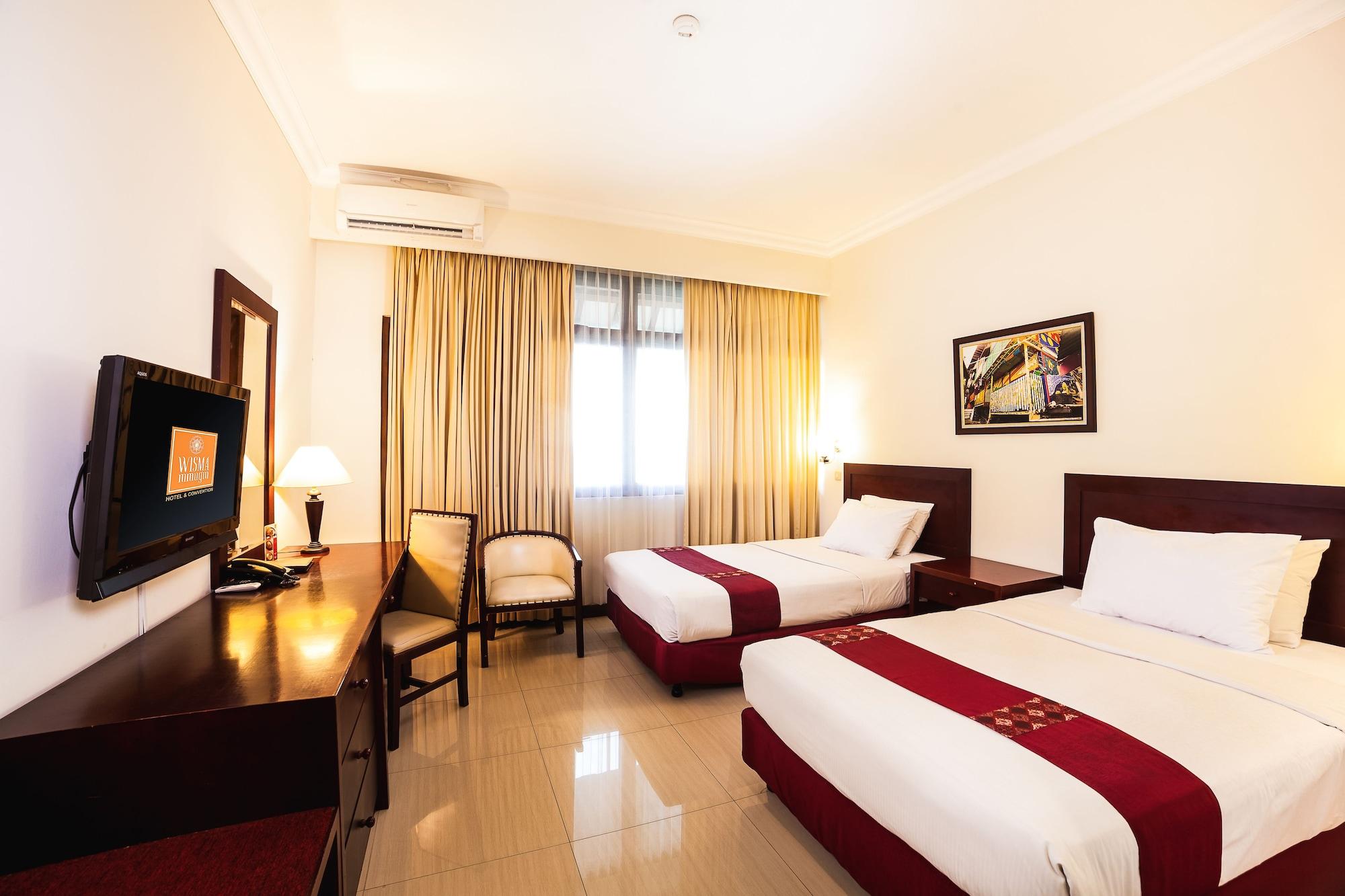 Mmugm Hotel Pakualaman Экстерьер фото