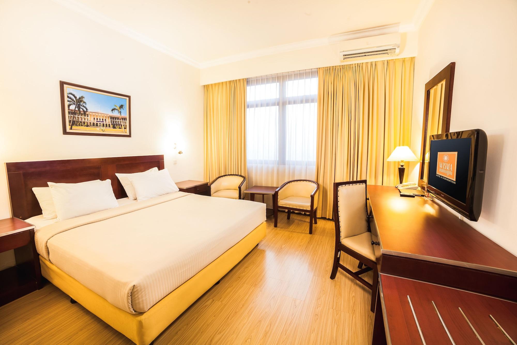 Mmugm Hotel Pakualaman Экстерьер фото