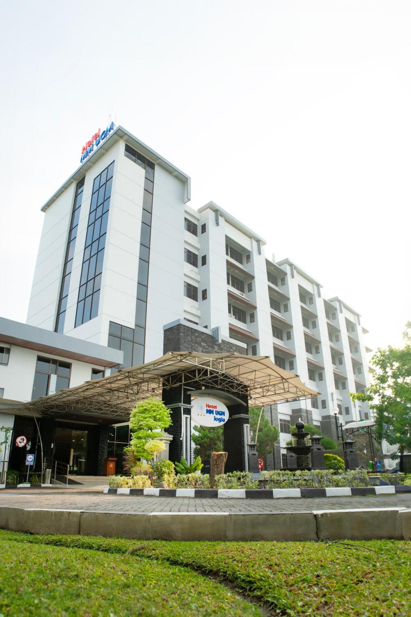 Mmugm Hotel Pakualaman Экстерьер фото