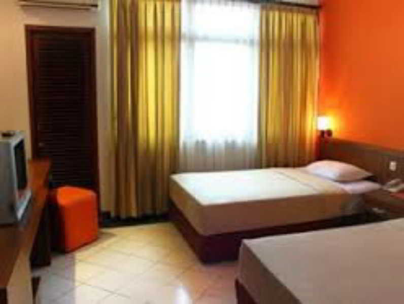 Mmugm Hotel Pakualaman Экстерьер фото